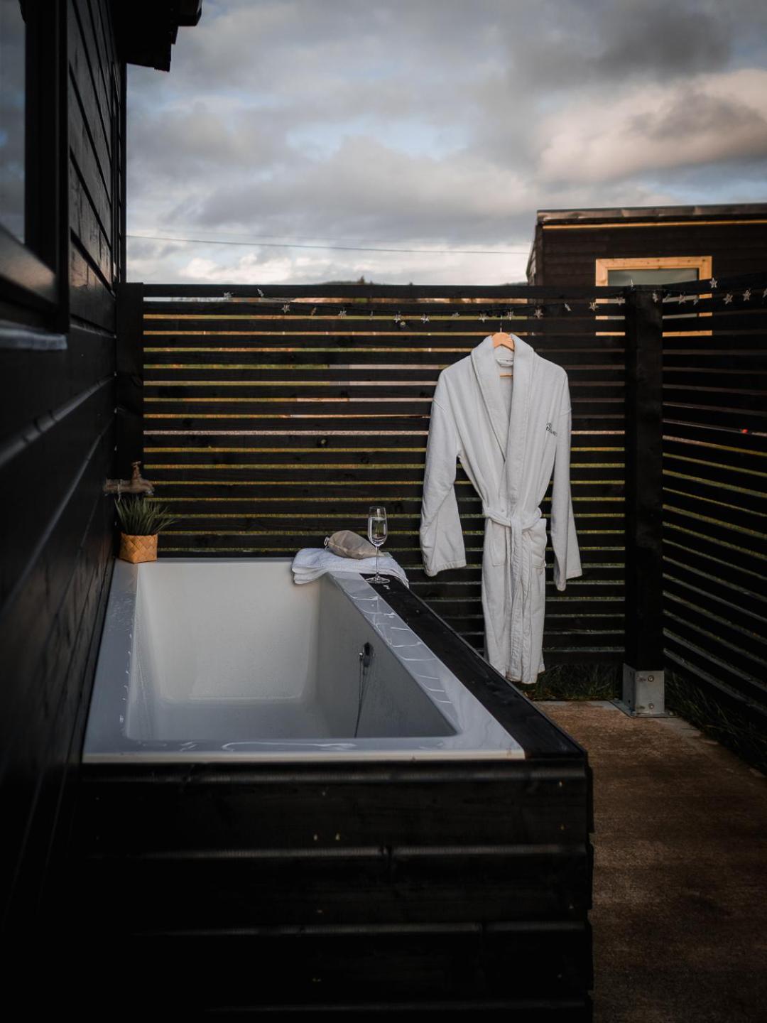 Wild Hideaways Luxury Lodges And Eco Spa Bantry Ngoại thất bức ảnh